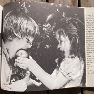 Signed 1st Edition 1979 Apples How They Grow Childrens Book Bruce McMillan Kids